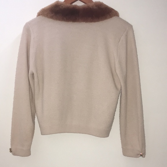 Vintage Cardigan with Plush Collar - Picture 6 of 8